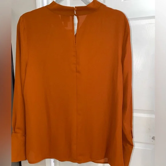 Worthington Bronze Wave Blouse - Picture 2 of 6